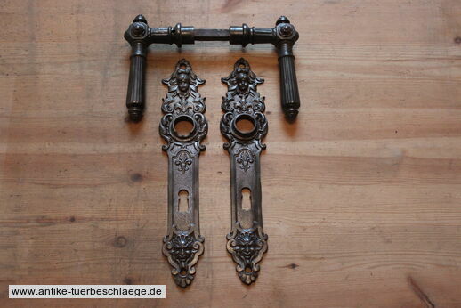 Abbildung des kompletten Gründerzeit Türgriffes g455