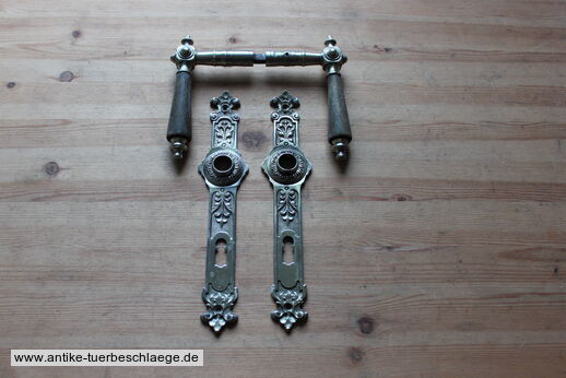 Abbildung des kompletten Gründerzeit Türgriffes g616