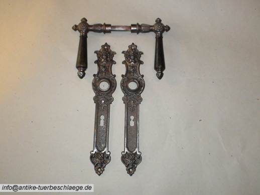 Abbildung des kompletten Türbeschlages g318