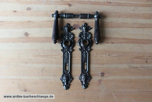 Abbildung des kompletten Türbeschlages g435