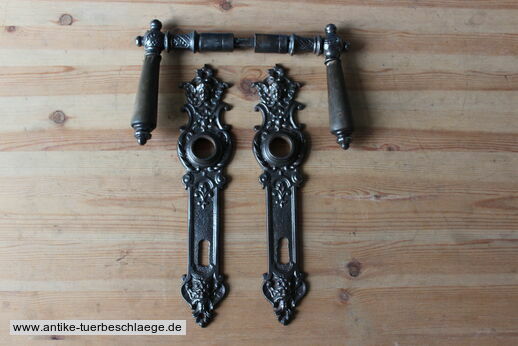 Abbildung des kompletten Türbeschlages g436