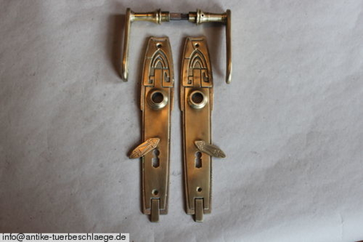 Abbildung der Türbeschläge j421