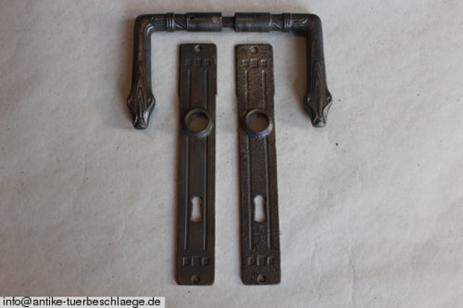 Abbildung der Türbeschläge j427
