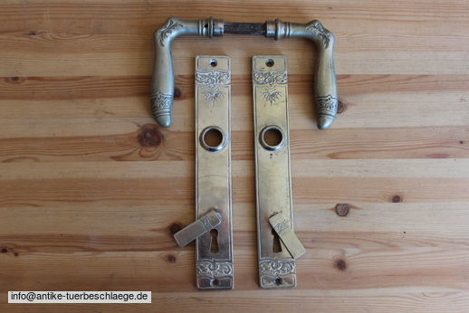 Abbildung der Türbeschläge j463