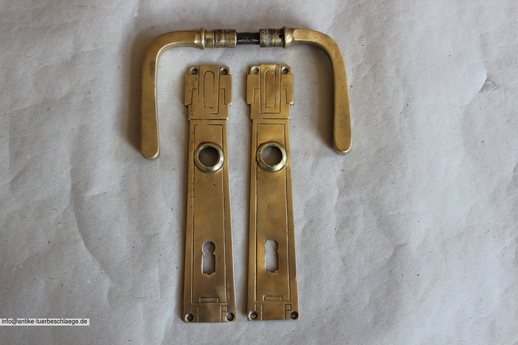 Abbildung der Türbeschläge j511