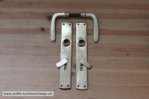 Abbildung der Türbeschläge j558