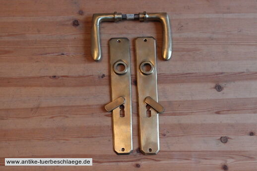 Abbildung der Türbeschläge j559