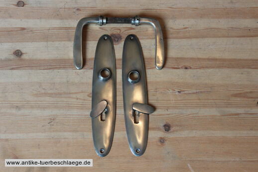 Abbildung der Türbeschläge j566