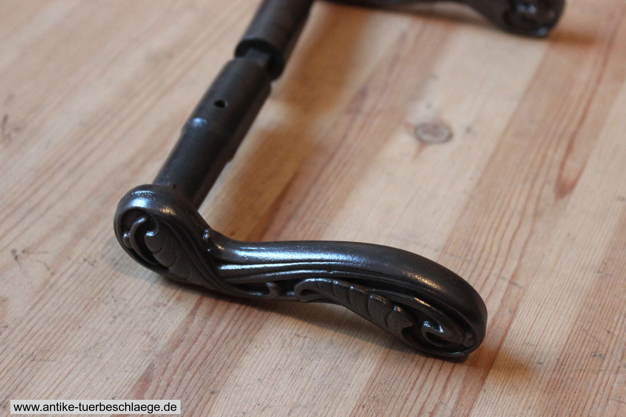 5. Bild - Jugendstil Türbeschlag - j576