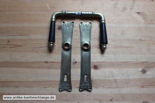 Abbildung der Türbeschläge j592