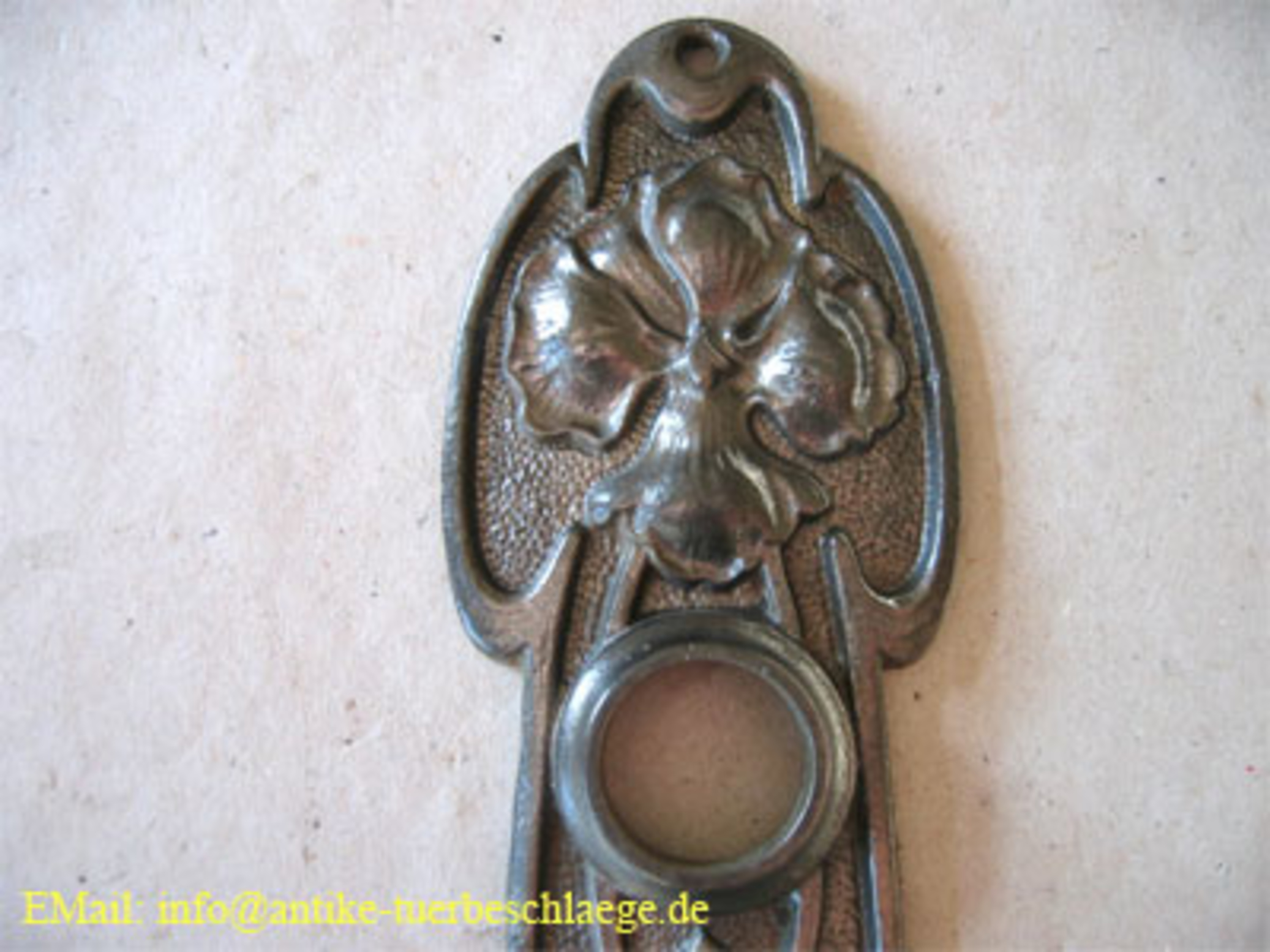1. Bild - Jugendstil Türbeschlag - jugendstil floral stiefmuetterchen